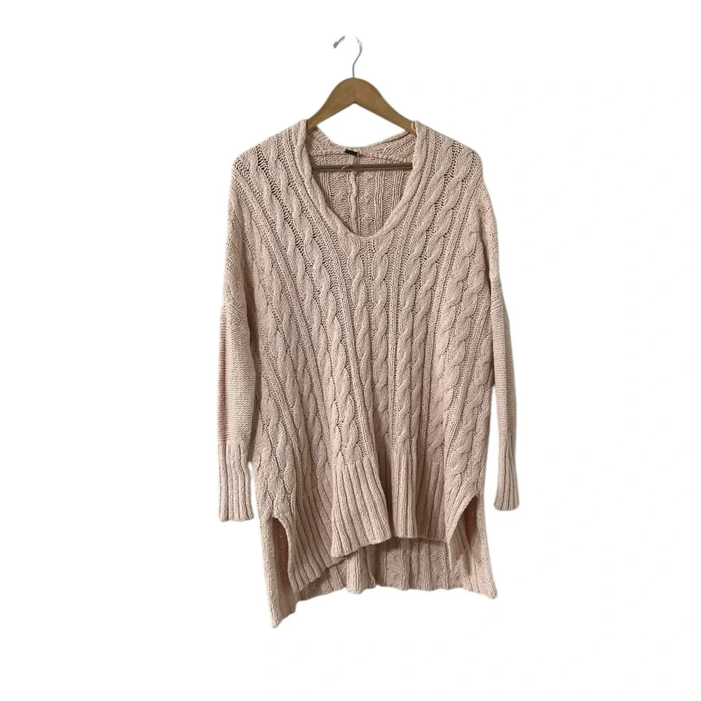 FREE PEOPLE Easy Cable Knit Pink Vneck Sweater Pullover Top